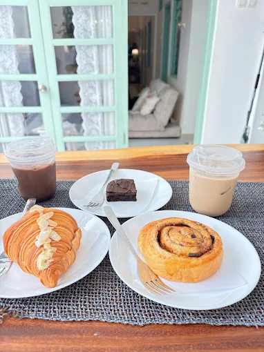 Makanan dan minuman di Omah Tilem Cafe