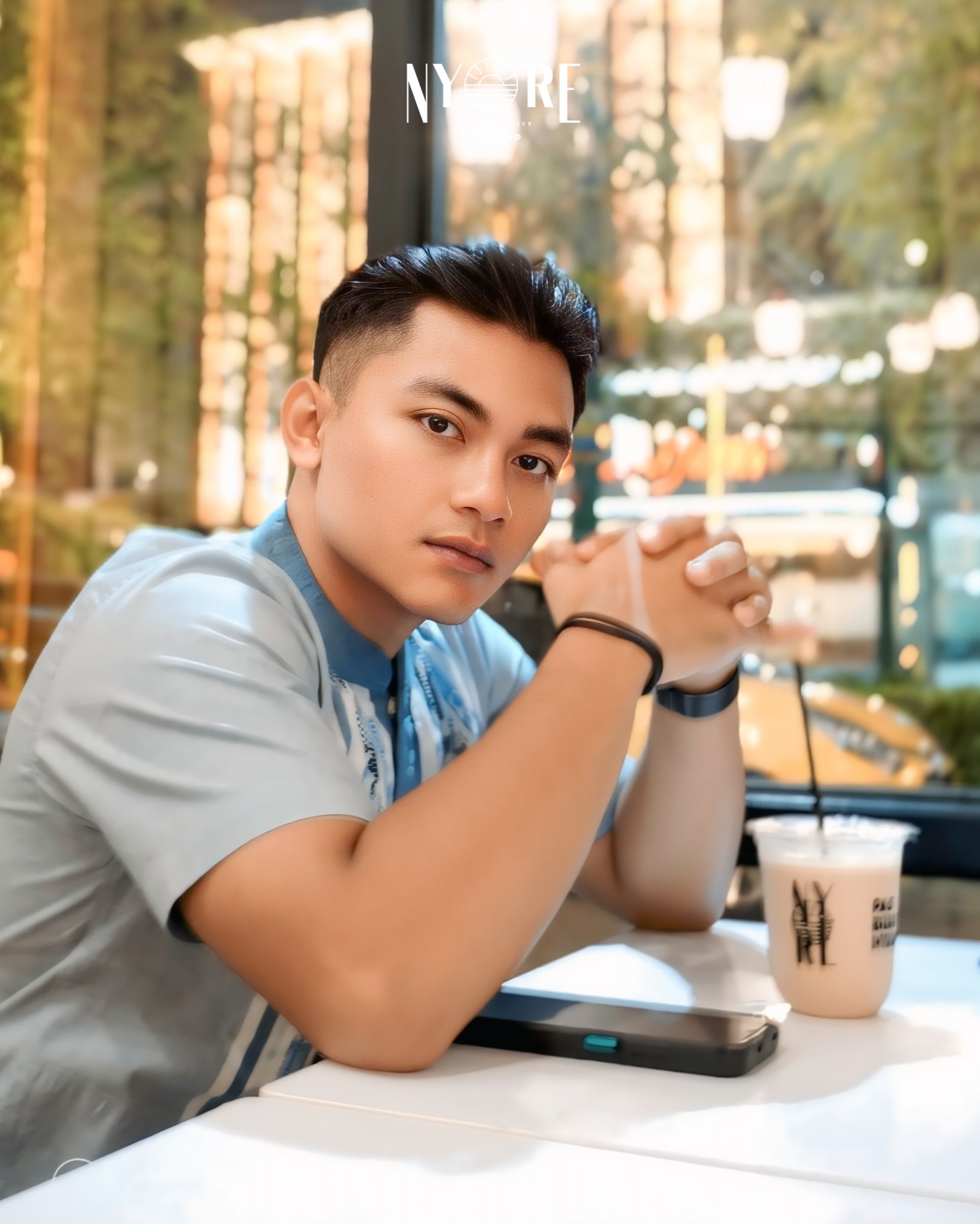 Momen menikmati kopi di Nyore