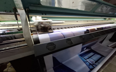 Dokumentasi Proses Kerja Industri Hari ke-64 di Caraka Digital Printing